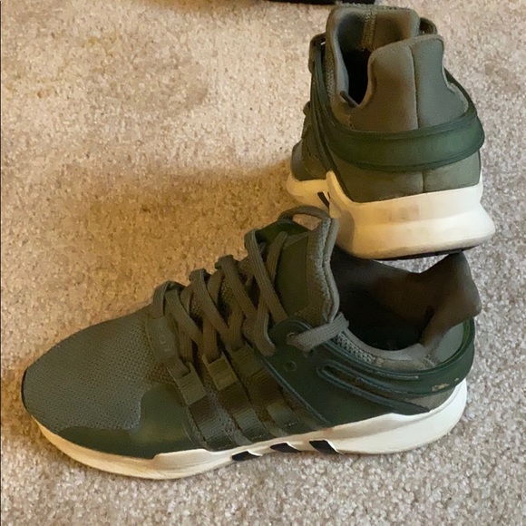 Adidas shoes - Picture 2 of 4